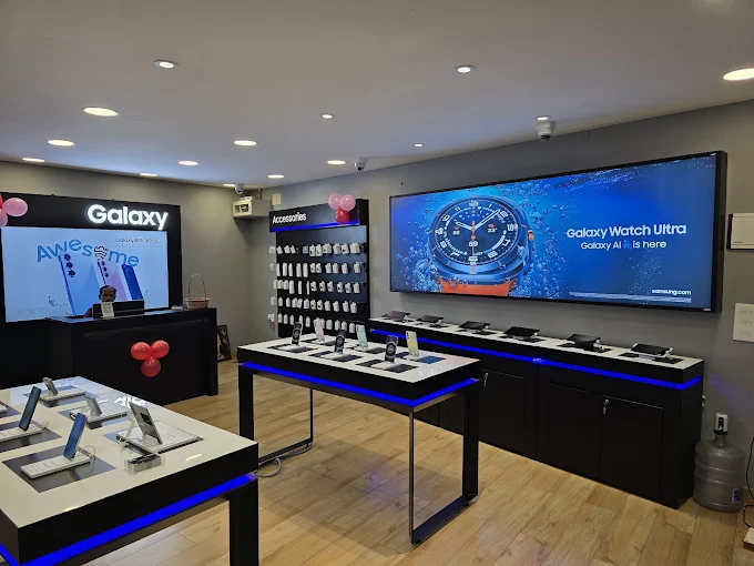 Samsung Experience Store- Athikulam, Madurai store image 4