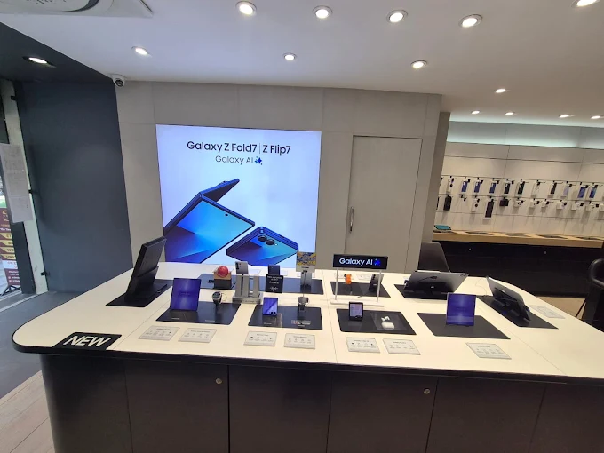 Samsung Experience Store- Rohini store image 4