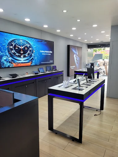 Samsung Experience Store- Chander Puri, Ghaziabad store image