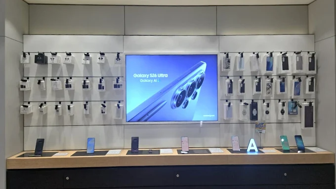 Samsung Experience Store- Hadapsar store image 3