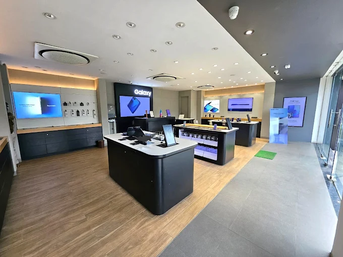 Samsung Experience Store- South Bopal store image 3