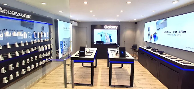 Samsung Experience Store- Dilshad Garden store image 3