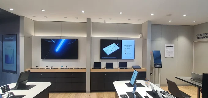 Samsung Experience Store- Prestige Ozone Whitefield store image 4