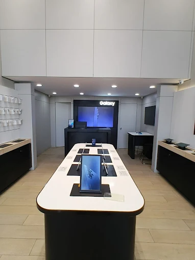 Samsung Experience Store- Tirupati Nagar, Indore thumbnail 4