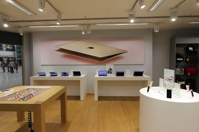 iMagine-Apple Premium Reseller-Royapettah store image 3