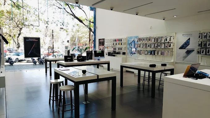 iPlanet-Apple Authorised Reseller-Nashik store image 4
