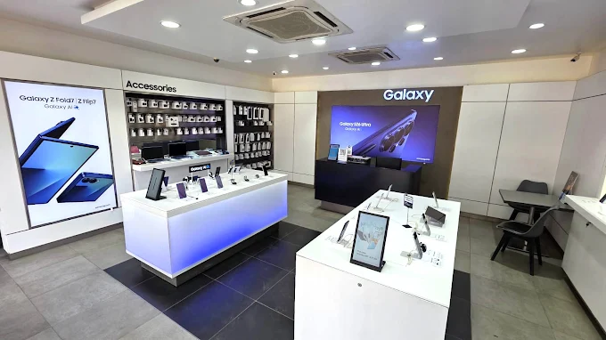 Samsung Experience Store- Mundhwa Kharadi Road store image 4