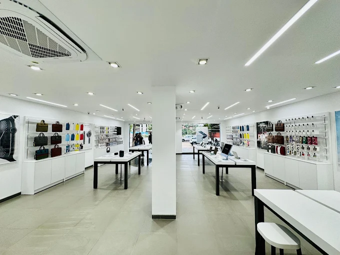 Unicorn-Apple Premium Partner-SAKORE NAGAR store image 3
