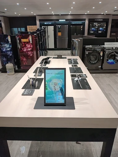 SAMSUNG SMART PLAZA-SRI NAACHIARS, Madurai store image 3
