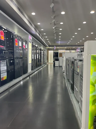 LG BEST SHOP - BAJAJ ELECTRONICS store image 3