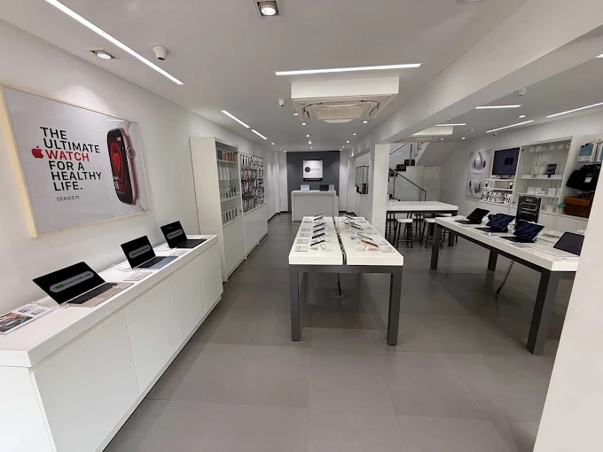Aptronix-Apple Premium Reseller-Bodakdev store image 3
