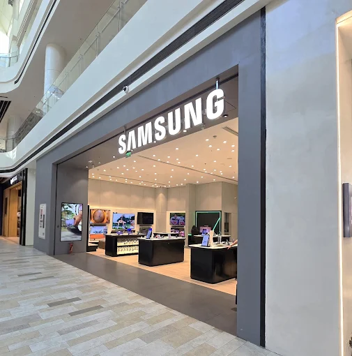Samsung Experience Store- Lulu Mall-Lucknow store image