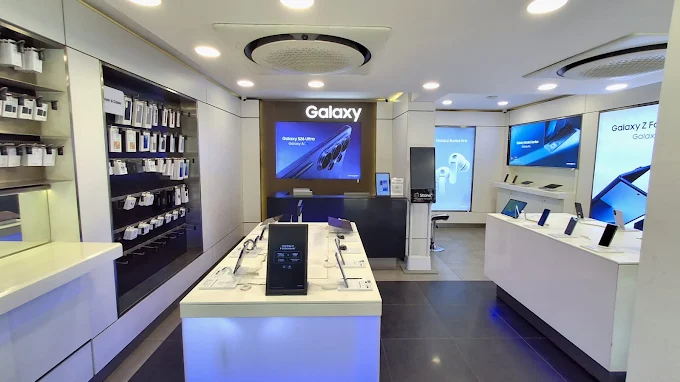 Samsung Experience Store- Chinchwad store image 4