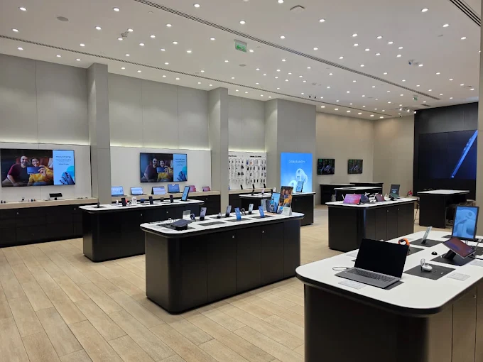 Samsung Experience Store- Mall of Millennium thumbnail 5