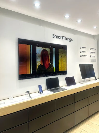 Samsung Experience Store- Indiranagar thumbnail 4