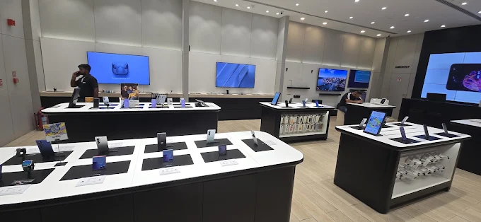 Samsung Experience Store- Elante Mall, Chandigarh store image 4