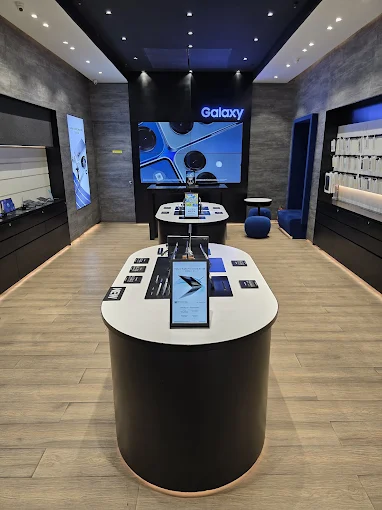 Samsung Experience Store- Vegas Mall store image