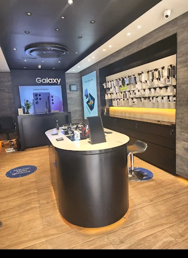 Samsung Experience Store- Ashoka Chowk, Rohtak store image
