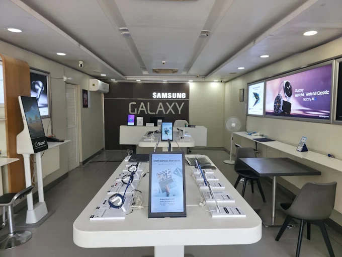 Samsung Experience Store- Rohini Sector 16 store image