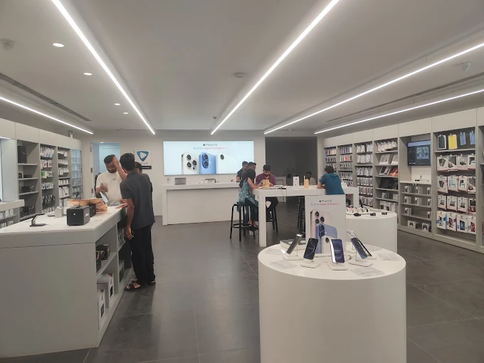 IVENUS-Apple Premium Reseller-LP Savani Road store image