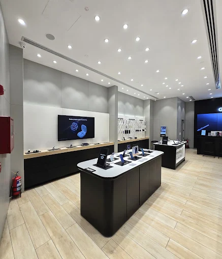Samsung Experience Store- Kurla West store image 4
