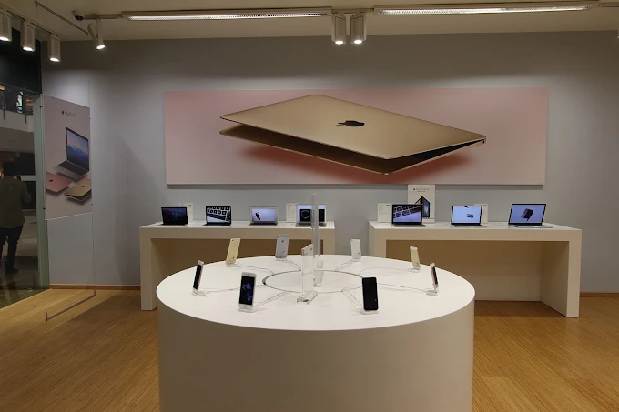 iMagine-Apple Premium Reseller-Vadapalani store image 3
