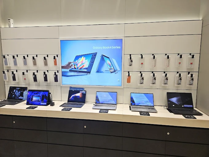 Samsung Experience Store- Velachery thumbnail 4