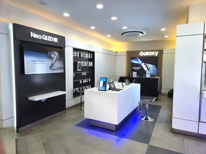 Samsung Experience Store- Alwarpet store image
