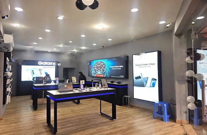 Samsung Experience Store- Bhajanpura store image 3