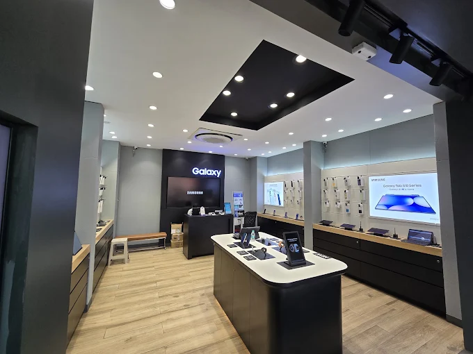 Samsung Experience Store- Prime Mall store image 4