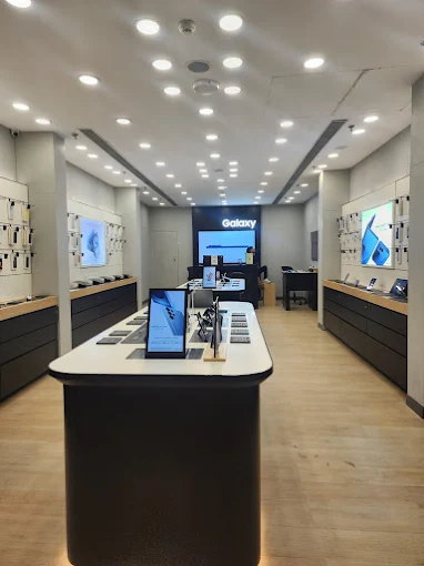 Samsung Experience Store- Gaur City Mall, Noida store image