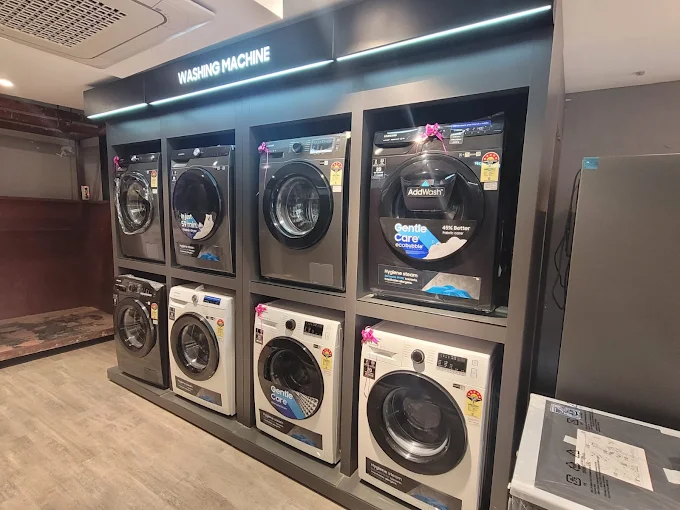 Samsung Smart Plaza- Shiva Enterprises, Amritsar store image 4
