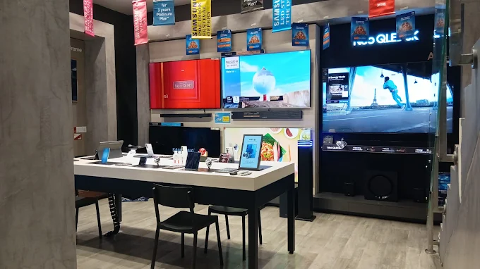 Samsung Smart Plaza - Nandee Finetronics-Navi Mumbai store image