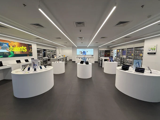 Unicorn, Apple Premium Reseller, Patidar Crossing, Vadodara store image