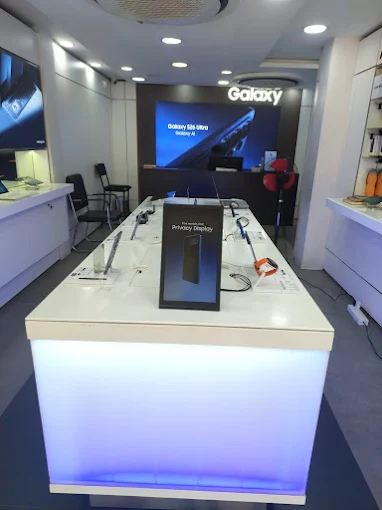 Samsung Experience Store- Anna Nagar 2nd Avenue store image