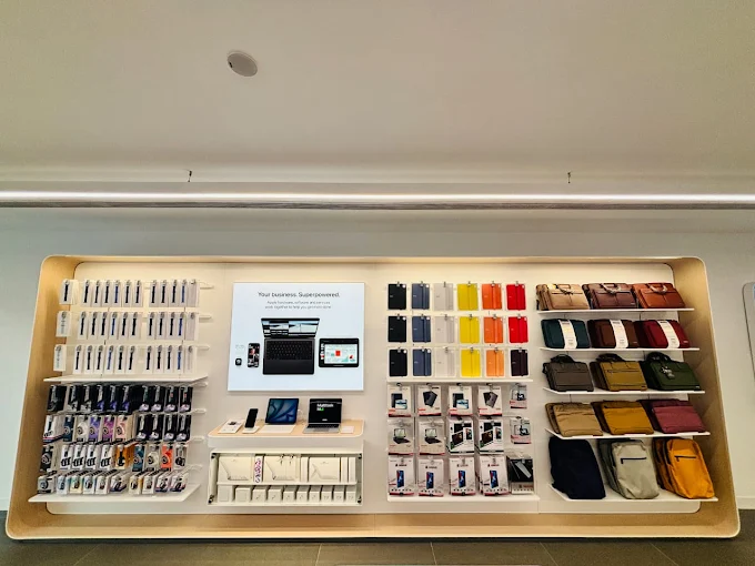 iVenus - Apple Premium Partner, OLD Padra Road, Vadodara store image 4