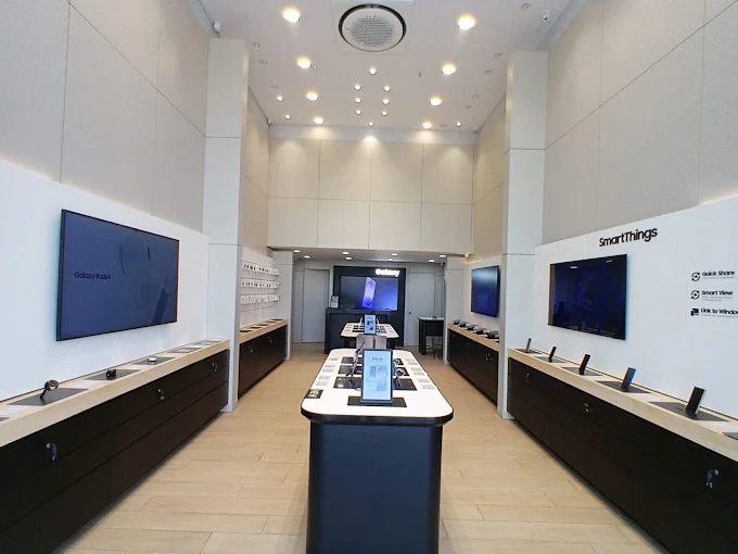 Samsung Experience Store- Tirupati Nagar, Indore store image