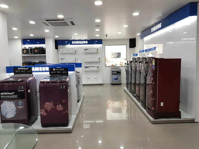 Samsung SmartPlaza - M K Electronics store image 4