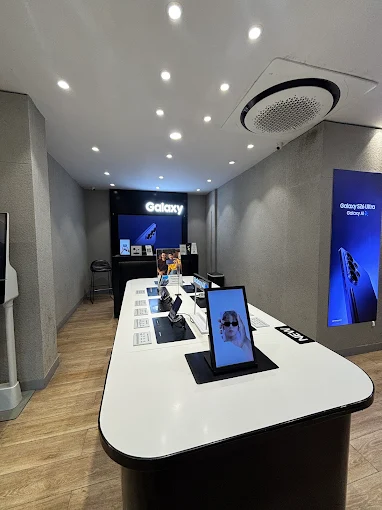 Samsung Experience Store- Kothrud Karve Road store image