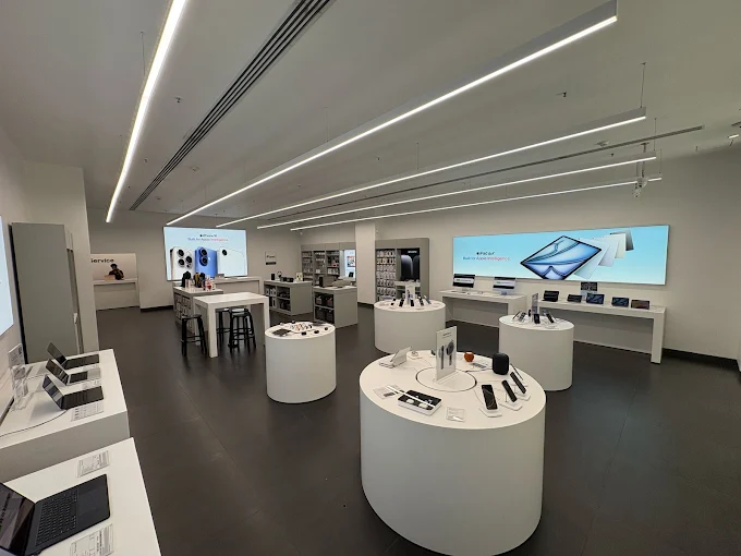 iPlanet -Apple Premium Reseller-Ghatkopar West store image