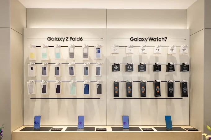 Samsung Experience Store- South Extension II store image 4