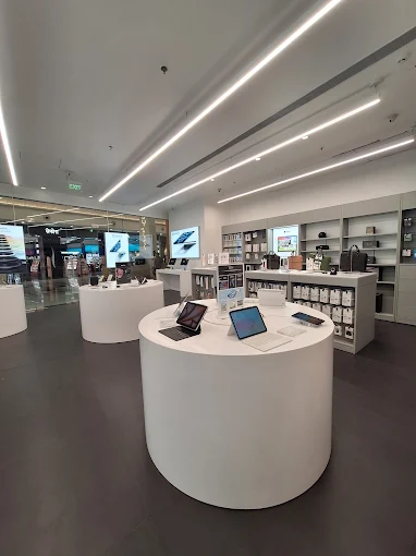 Unicorn-Apple Premium Partner-Viman Nagar store image