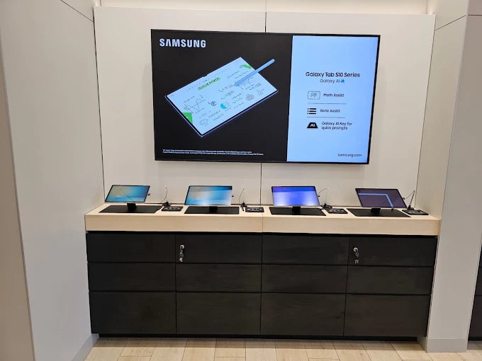 Samsung Experience Store- Andheri West thumbnail 4
