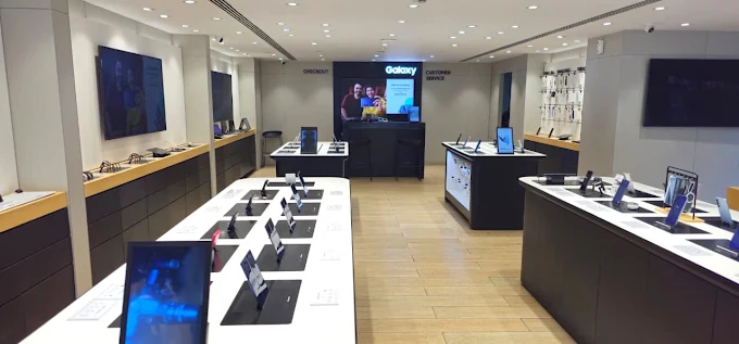 Samsung Experience Store- Indiranagar store image 4