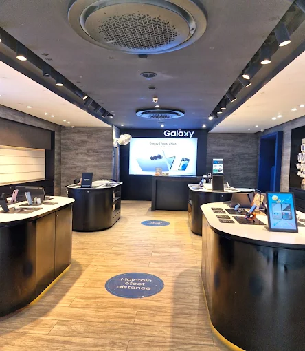 Samsung Experience Store- Jain Nagar, Ambala store image 3