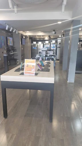 Samsung Smart Plaza - Pravin Agencies Pvt Ltd store image 4