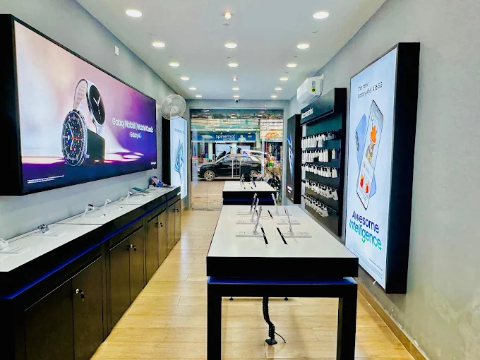 Samsung Experience Store- Mundera Chungi, Prayagraj store image