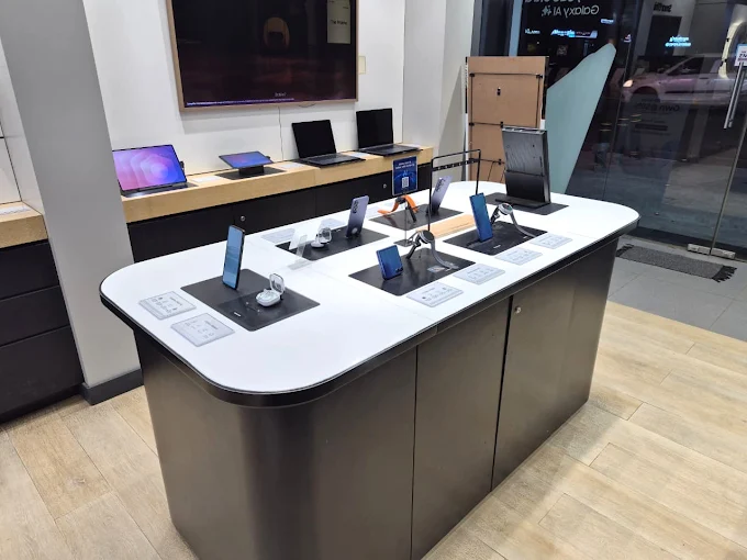 Samsung Experience Store- Adyar store image