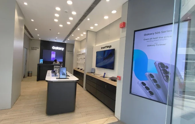 Samsung Experience Store- Sector 84, Gurugram store image 4
