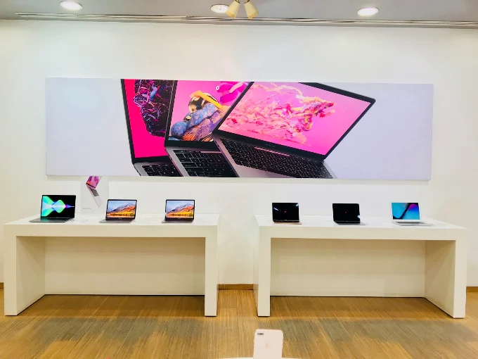 iNSPiRE-Apple Premium Reseller, C-21 Mall, Indore store image 3